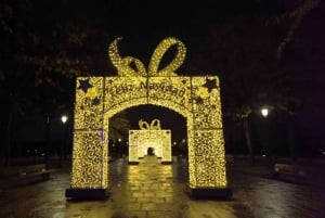 Madrid: Christmas Lights Private Tuk-Tuk Tour