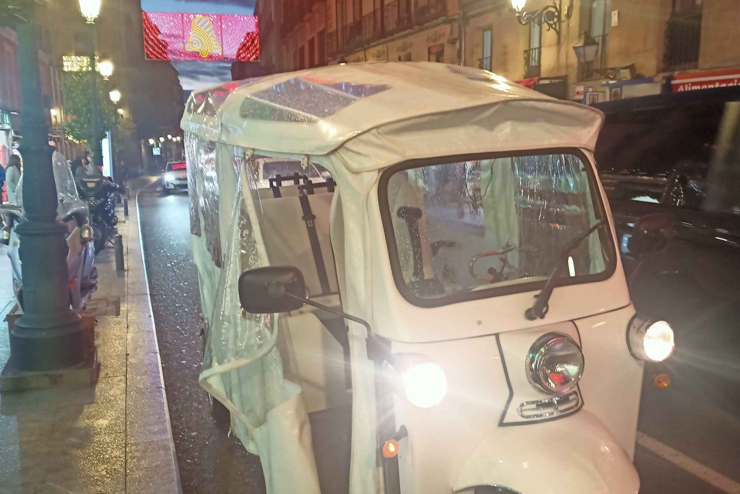 Madrid: 'Jule-tuk-tuk. Luksuslys og fornøjelsestur'
