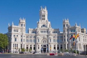Madrid: Cibeles Rooftop & Retiro Park Guided Walking Tour