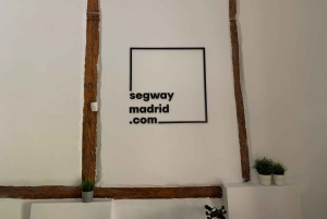 Madrid: Tour en Segway Guiado por el Centro de la Ciudad