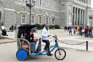 Madrid: Private City Highlights Rickshaw Tour
