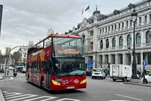 Madrid: Tour della città in autobus Hop-on Hop-off & Extra