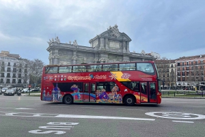 Madri: Tour guiado de ônibus hop-on hop-off em Toledo e Madri
