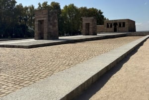 Madridin sisällissodan kävelykierros paikallisen asiantuntijan kanssa