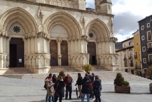 Madrid: Cuenca, hængende huse og katedral Heldagstur