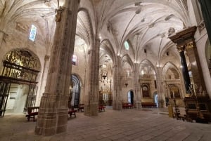 Madrid: Day Trip to Cuenca with Cathedral or Enchanted City