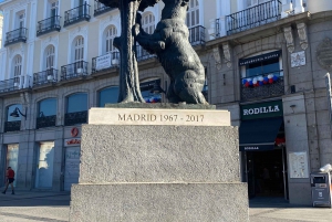 Madrid: stroll through the Austrias neighborhood option visit Prado Museum