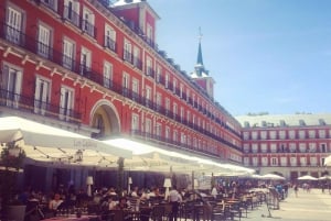 Madrid: Capture the most Photogenic Spots with a Local