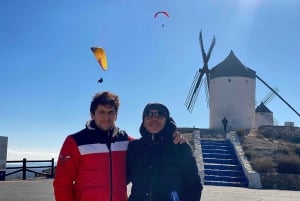 マドリード：ドン キホーテ デ ラ マンチャの風車とトレド ツアー