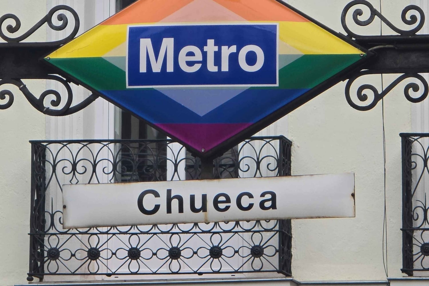 Мадрид: Экскурсия по городу с гидом Драг-Квин