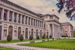 Madrid: El Prado Museum and the Royal Palace Walking Tour