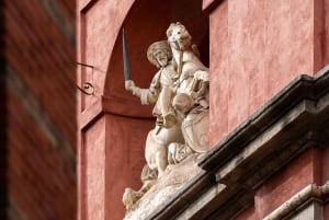 Madrid: Inngang til klosteret Las Comendadoras de Santiago