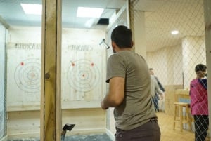 Madrid: Exclusive Axe Throwing Target for up to 4 People