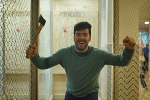 Madrid: Exclusive Axe Throwing Target for up to 4 People