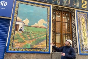 Madrid: Explore Madrids Art District Gallery and Studio Tour