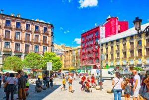 Madrid: Express Walk with a Local in 90 minutes