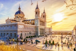 Madrid: Første Discovery Walk og Reading Walking Tour