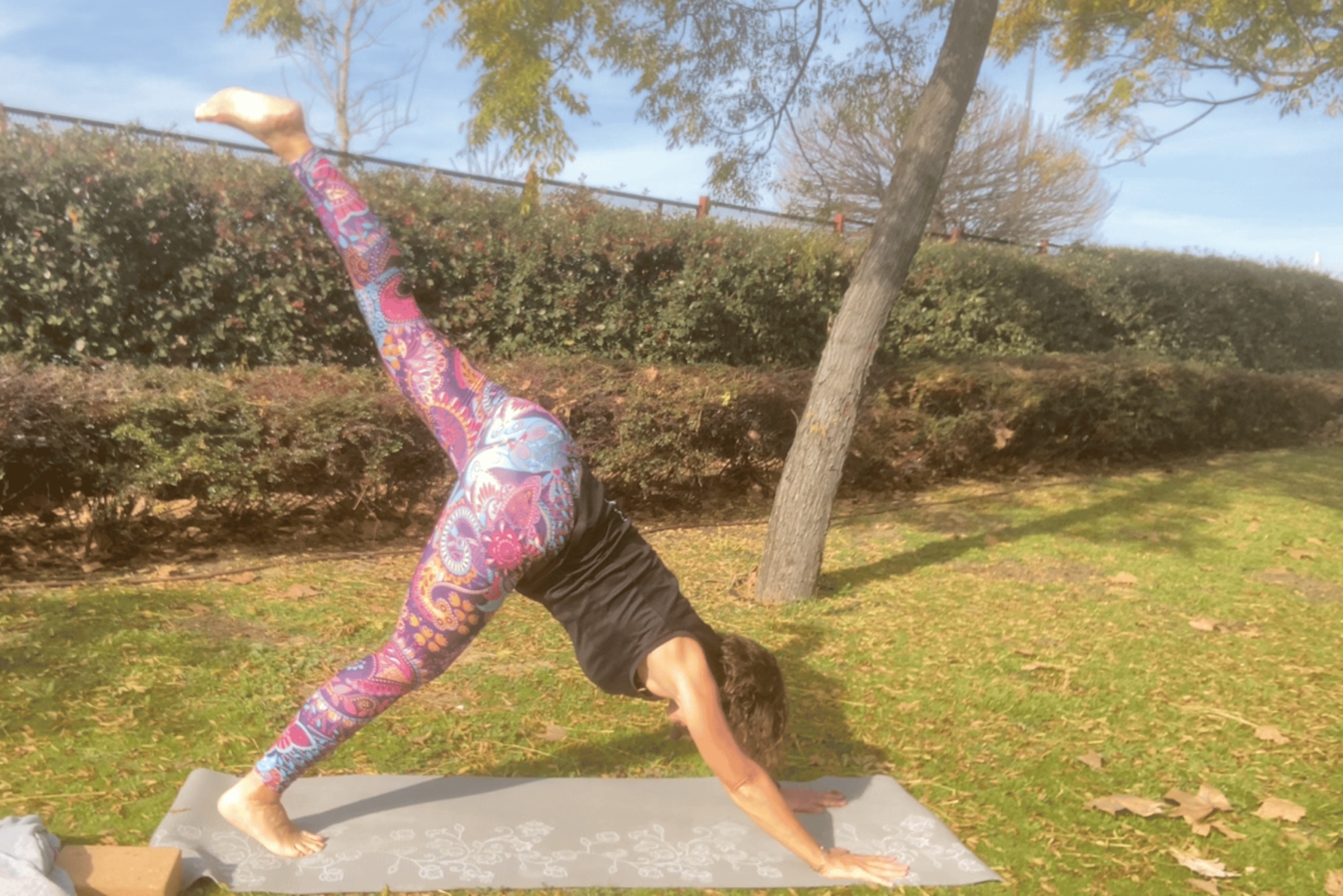 Em Madrid: Aula de Yoga Flow no Parque do Retiro