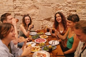 Madri: Excursão gastronômica a pé com bebida e guia local