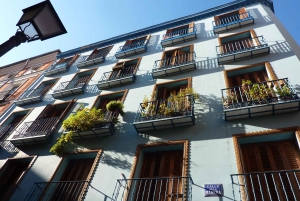 Madrid: Full-Day Private History and Legends Walking Tour