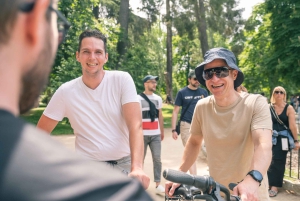 Madrid: Geführte Tapas-E-Bike-Tour mit Essen und Trinken