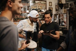 Madrid: rondleiding met gids langs tapasrestaurants in Madrid met drankje en eten