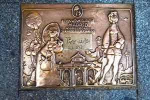 Madrid: Visita Guiada por Restaurantes Centenarios con Cena de Tapas