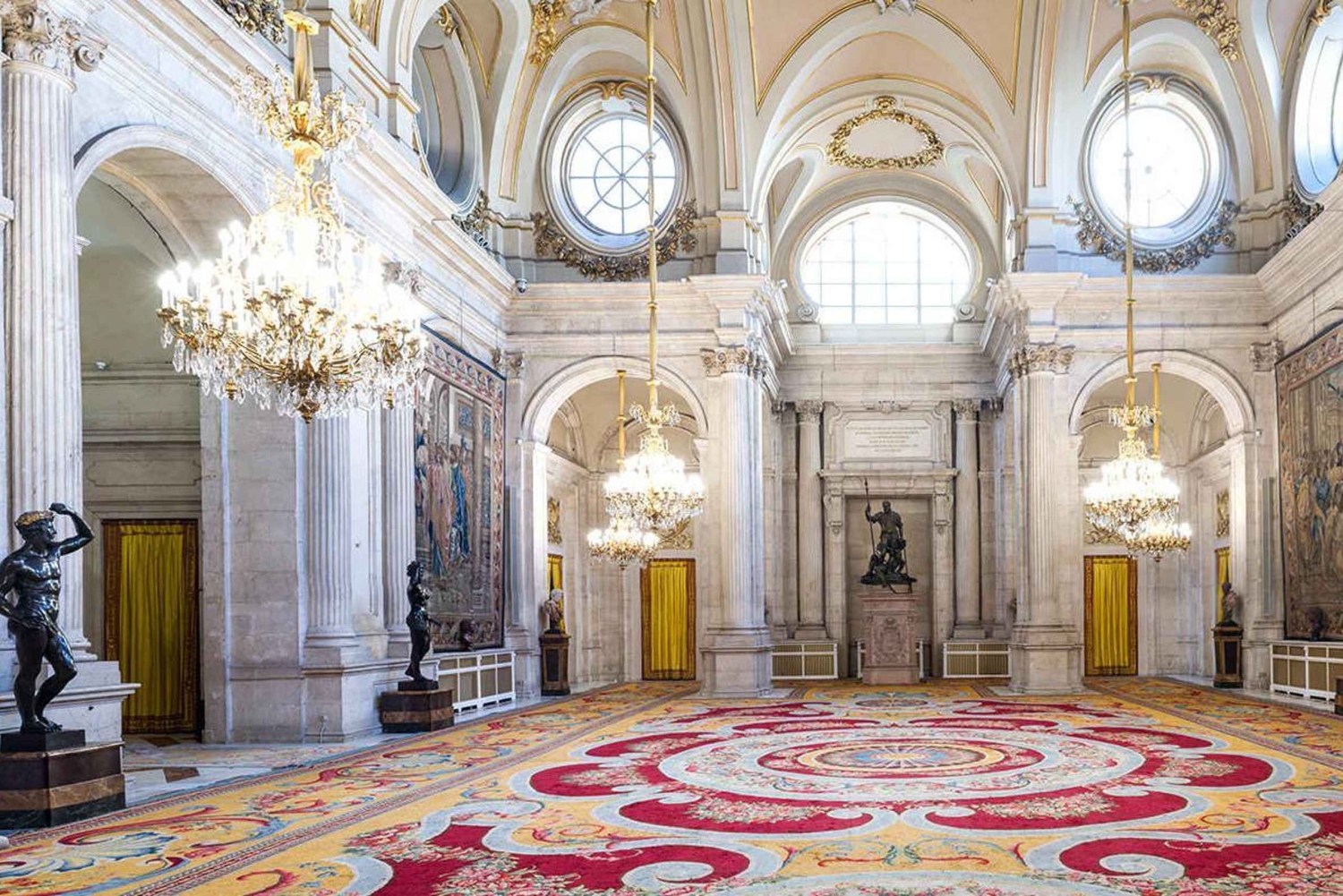 Madrid: Guided Tour of the Royal Palace with Fast Access