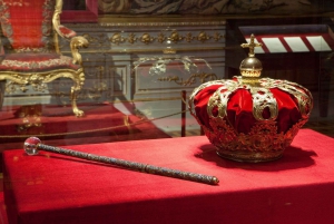 Madrid: Guided Tour of the Royal Palace with Fast Access