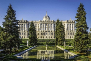 Madrid: Guided Tour of the Royal Palace with Fast Access