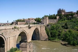 Madrid: Guided Tour of Toledo with Cathedral Visit