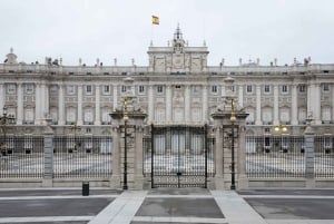 Palacio Real de Madrid: Guidet 1,5-times rundvisning