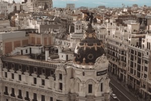 Madrid: Guided Walking Tour of the Austrias Neighborhood