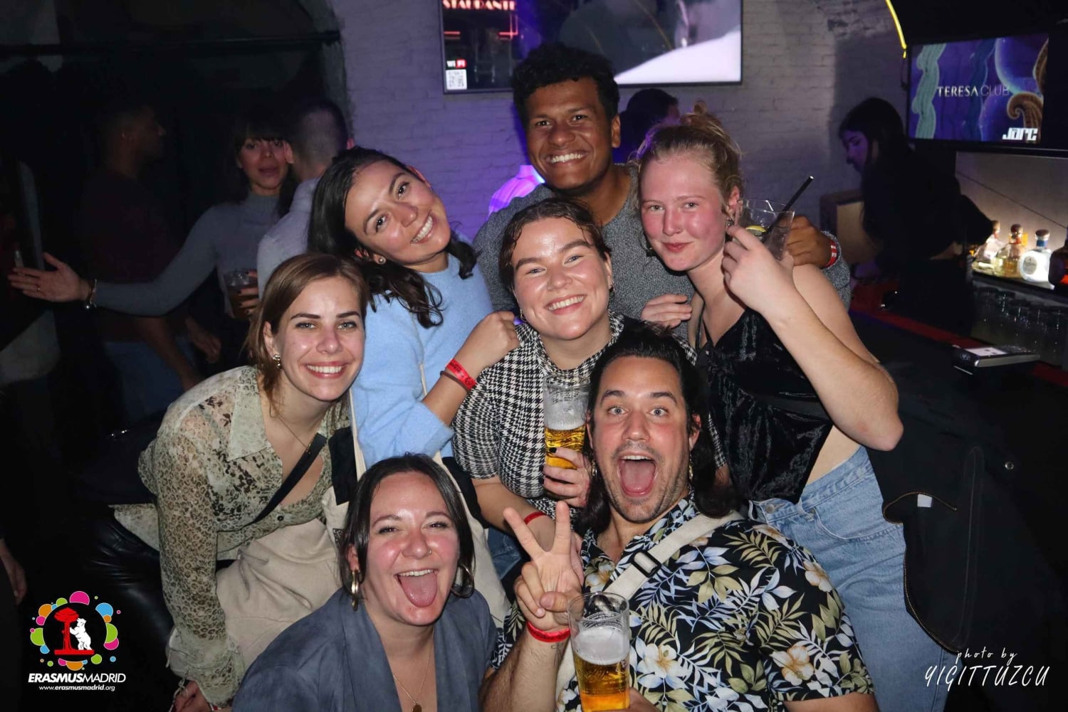 Хэллоуин в Мадриде: безумный тур по барам с открытым баром и пивом