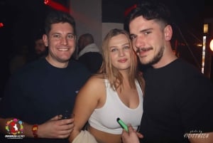 Хэллоуин в Мадриде: безумный тур по барам с открытым баром и пивом