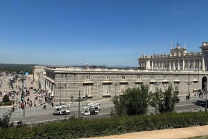 Madrid: Hidden Gems and Secrets Small Group Walking Tour