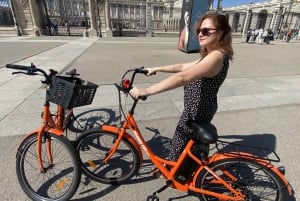Madrid: lo más destacado en bicicleta o bicicleta eléctrica, tour de 1,5 horas con guía