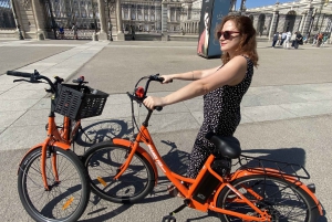 Madrid: Høydepunkter på sykkel eller elsykkel, 1,5 times tur med guide