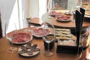 Madrid: tour gastronomico per piccoli gruppi di prosciutto iberico e vino spagnolo