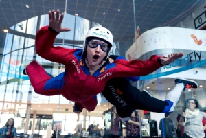 Madrid: Indoor Skydiving Experience