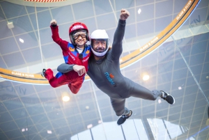 Madrid: Indoor Skydiving Experience