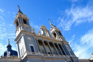 Madrid: Interactive city discovery Adventure