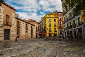 Madrid: La Latina Quarter Exploration Game