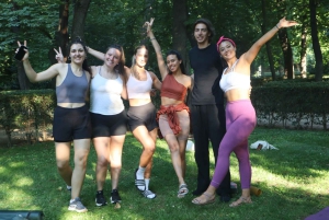 Madrid: Outdoor-Power-Pilates-Kurs im Retiro-Park