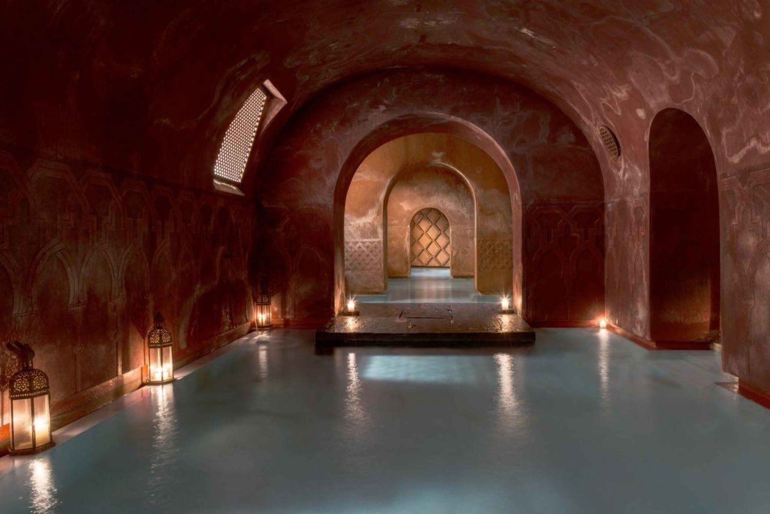 Madrid - Plaza Mayor: Bad und entspannende Massage