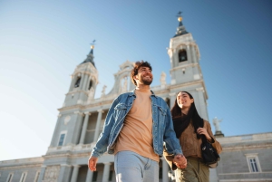 Madrid: Plaza Mayor & Royal Palace Photoshoot