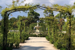 Madrid: Retiro-puisto ja Prado Avenue.