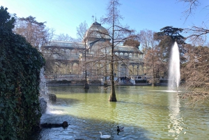 Madrid: Retiro-puisto ja Prado Avenue.