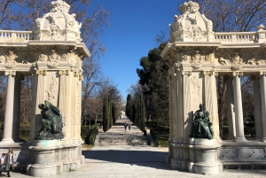 Madrid: Retiro-puisto ja Prado Avenue.