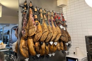 Madrid: Prado Museum Tour with Tapas and Drinks